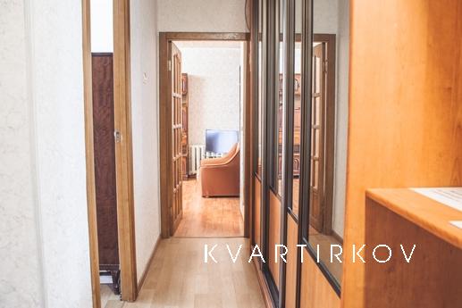 Октябрьская Революция 28, Смоленск - квартира посуточно