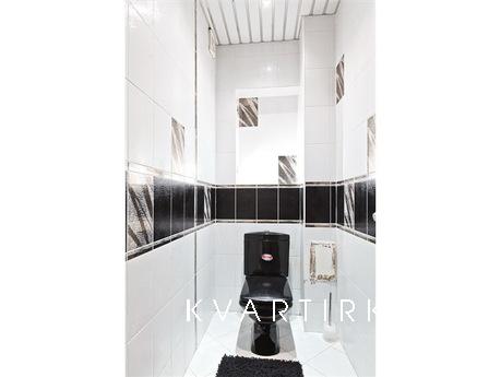 Трикімнатна квартира подобово, Тюмень - квартира подобово