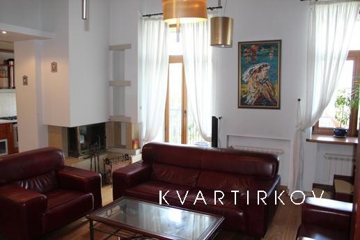 One bedroom apartment VIP-level in the center of Kiev. Locat