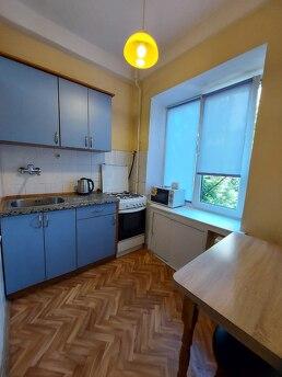 Palace Ukraine one-room apartment, Kyiv - apartment by the day