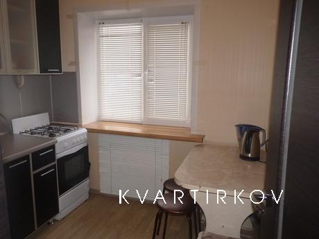 Комфортная, небольшая квартира, Саранск - квартира посуточно