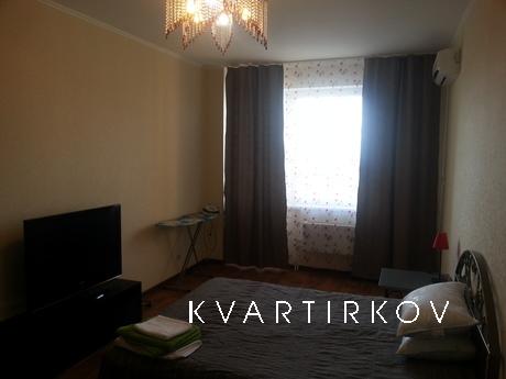 Современная уютная 1 комнатная квартира, Краснодар - квартира посуточно
