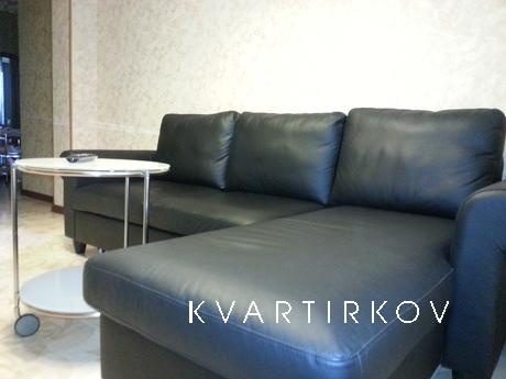 Квартира в престижном районе, ФМР, Краснодар - квартира посуточно