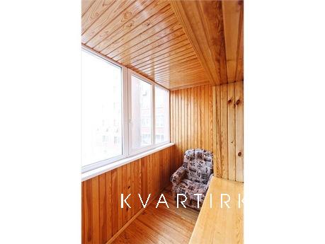 Трехкомнатная квартира посуточно, Тюмень - квартира посуточно