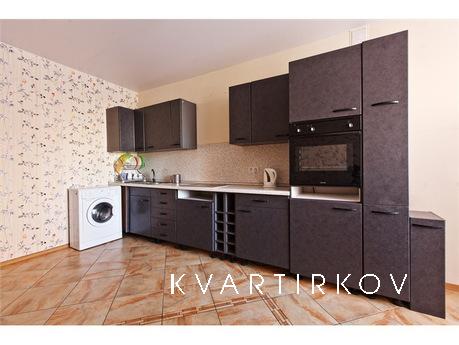 Трехкомнатная квартира посуточно, Тюмень - квартира посуточно