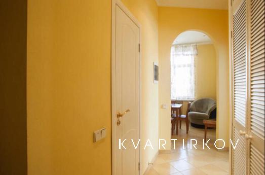 Квартира 2-ух комнатная, Москва - квартира посуточно