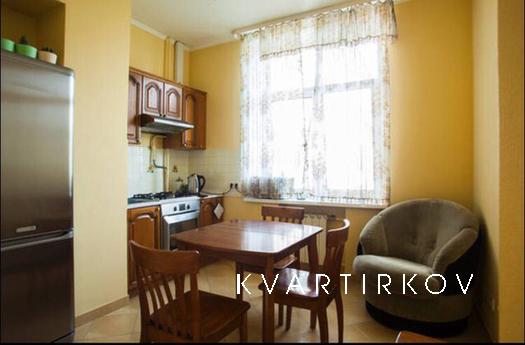 Квартира 2-ух комнатная, Москва - квартира посуточно