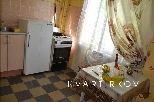 I rent my kopeck piece on m. Lomonosov., Saint Petersburg - apartment by the day