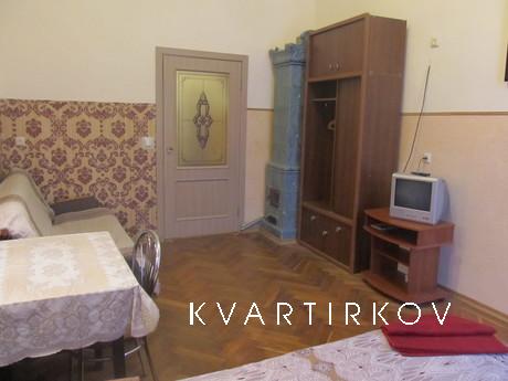 4-bedroom apartment in the center of Lvi, Lviv - apartment by the day