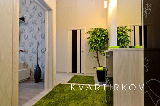 C ЭКСКЛЮЗИВНЫМ дизайнерским ремонтом, Краснодар - квартира посуточно