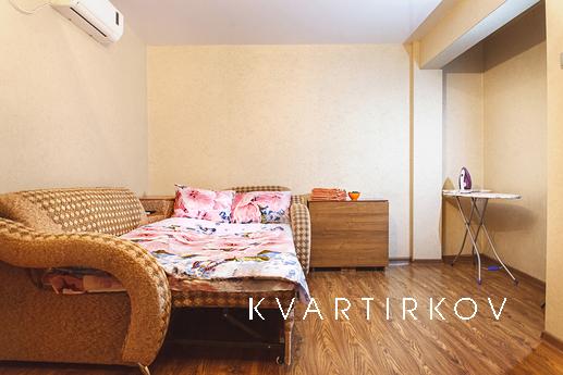 2-комнатная квартира с хорошим ремонтом, Краснодар - квартира посуточно