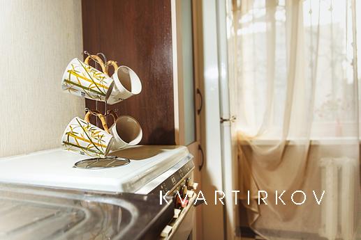 2-комнатная квартира с хорошим ремонтом, Краснодар - квартира посуточно