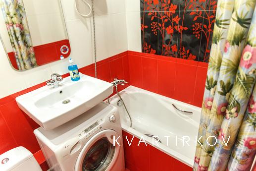 2-комнатная квартира с хорошим ремонтом, Краснодар - квартира посуточно