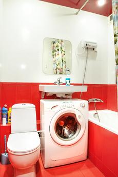 2-комнатная квартира с хорошим ремонтом, Краснодар - квартира посуточно