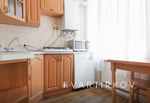 Quiet apartment. Cable, Shevchenko Park, Odessa - apartment by the day
